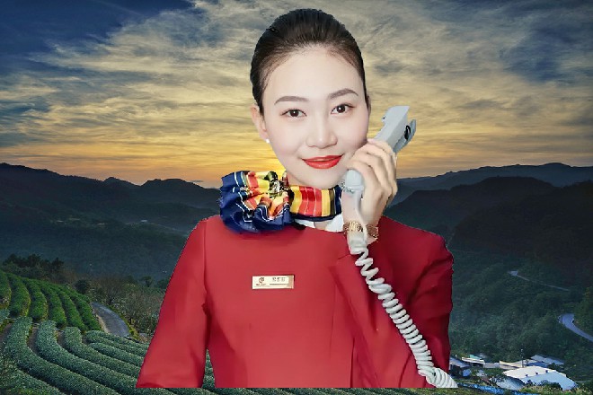 alina和ZLATA柔术开口,在一片哗然声中,又笑道:“前提是,洛导的《银河巨舰8》,不要跳票。