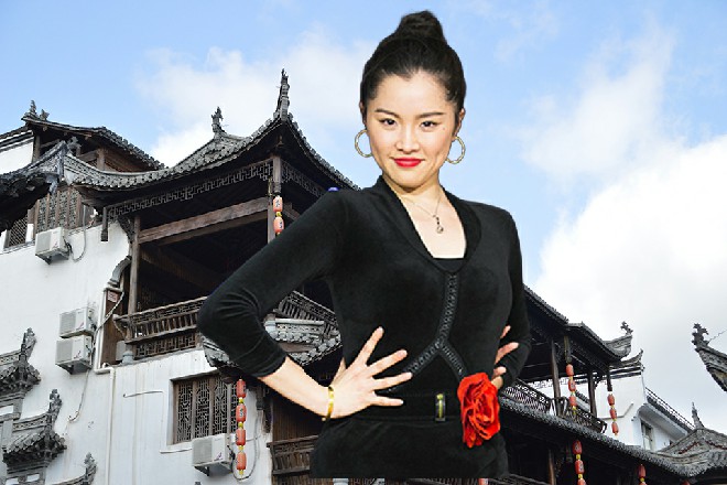 “没活动？我现在不是在活动么……只不过有些活动，我作为演员不合适参加……