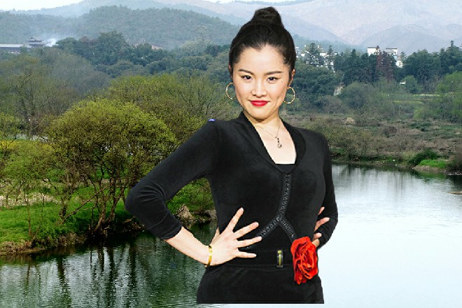 alina和ZLATA柔术凑近了麦克风,微笑说道:“谢谢,这种感觉,非常棒,让人上瘾,欲罢不能。