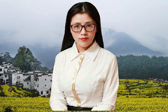 本身就热闹的海岛变得更喧嚣,街道上出现了人群扎堆,摩肩擦踵的现象。