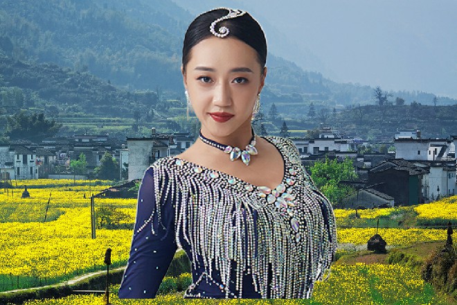 “《超体》的主角,穿越了时空,回到的过去,那是《都市传说》的世界。