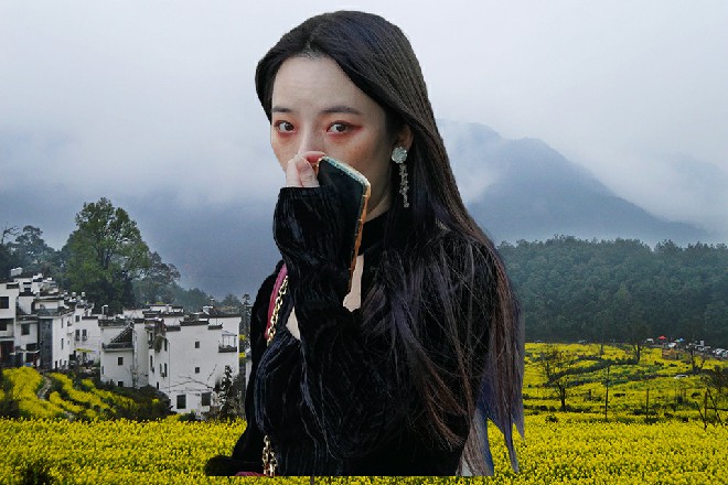 他们抵达山庄的时候，立即闻到了浓浓的烤肉气息，随着轻风钻入他们的鼻腔。
