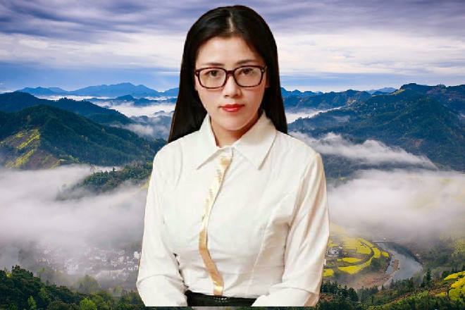 确切的说,应该是……绝对,绝对,不应该答应群头,来这个剧组跑龙套。