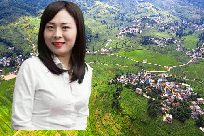 一个影评人忍不住开口道：“余念又进步了，对大场面的掌控力比之前，提高了不少。