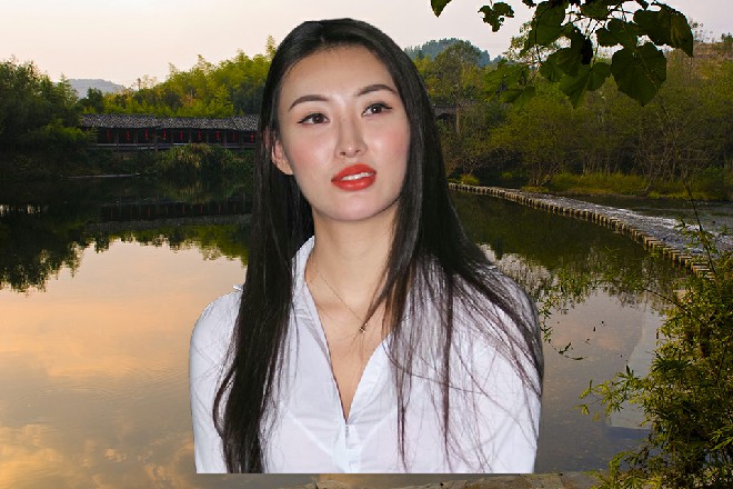 顾辉默然，他想点头。不过也清楚，这么违心的话，他骗不了张煌，也骗不了自己。