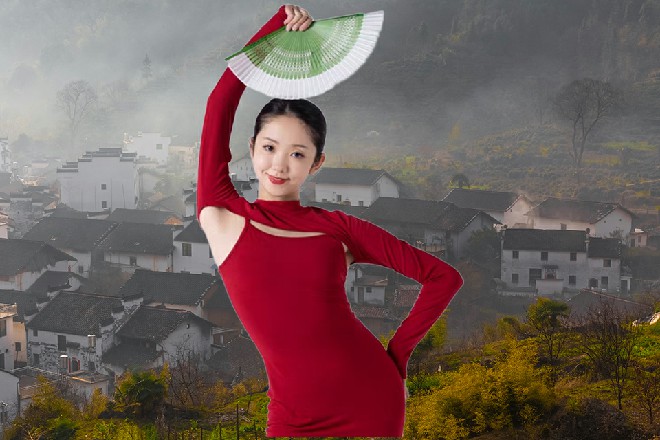 韩小蔓差点蹦起来,幸好她的紧身礼服,束缚住了她的动作,才没有当场被绊倒。