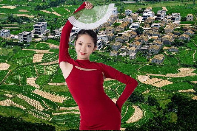 “我大爷在老家。余念很淡定,“你要认识他呀,我可以给你电话号码。