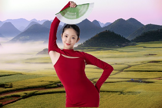 蒲柳语气刻薄,“老娘自己掏钱,给自己举办一个风光的婚礼,你有什么资格挑刺?