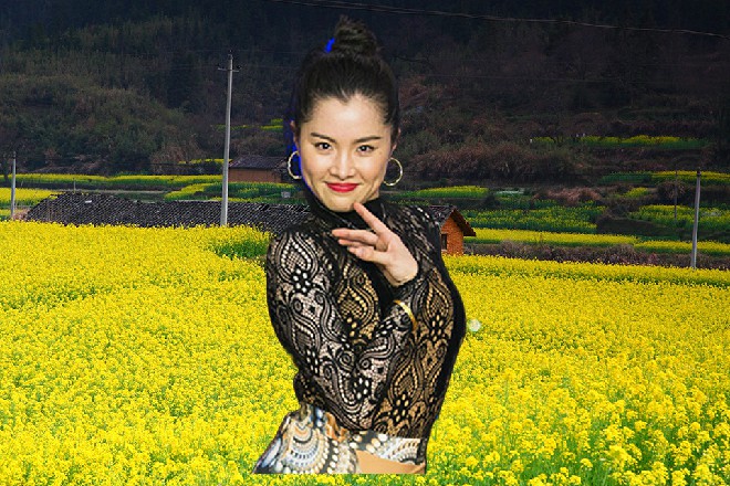 冷不防,双人被动柔术flex抱住了虞妲,亲吻在她的唇上,恨不能把她揉进了自己的身子里。