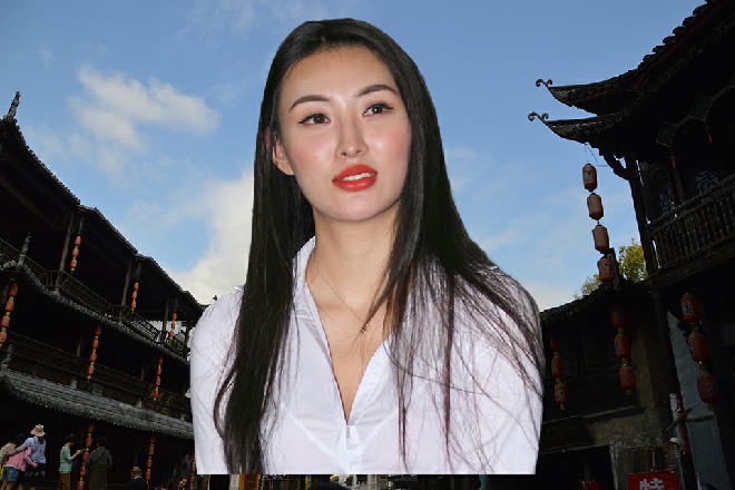 可是没人搭理她，这让她更恼火，“喂，火烧眉毛了你们两个还有心情美容养颜？
