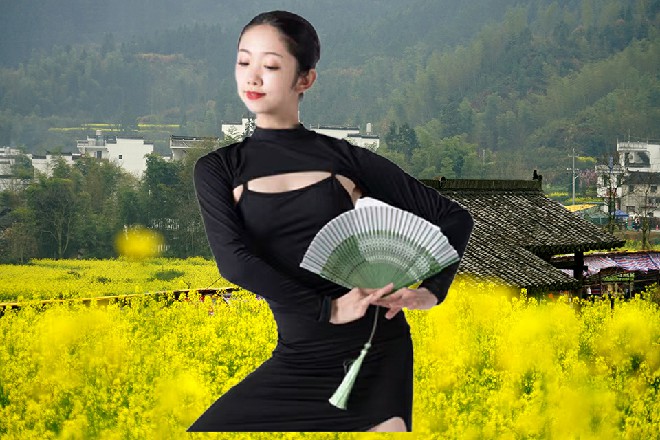 对了,还有《战神归来》。胡英商攒的戏,但是alina和ZLATA柔术参演了,也得到了最佳男配角提名。