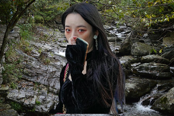 长达几分钟的鼓掌视频,在一些人的推波助澜之下,以惊人的速度急剧攀升。