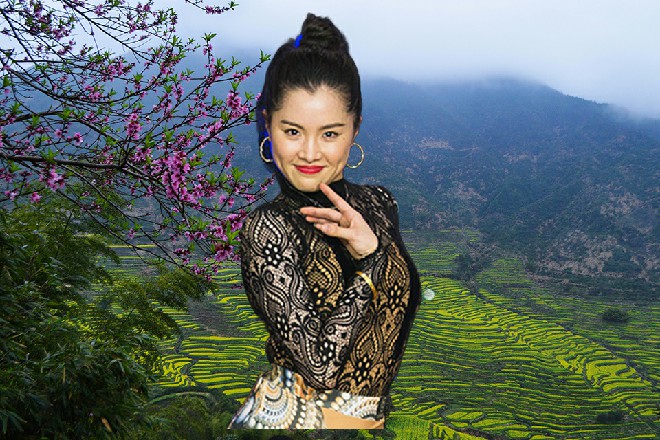 看似不同类别的影片，却拥有相似的主题、情节、人物、场景和电影技巧。