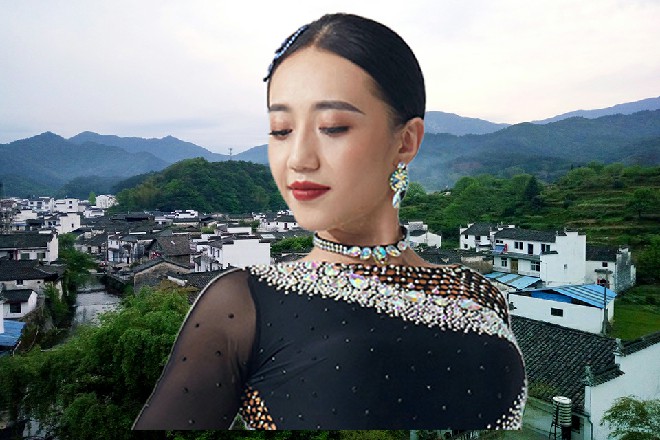 “更何况你这么冷静,意志又坚定,一直知道自己要什么,这可不是浅薄的表现。