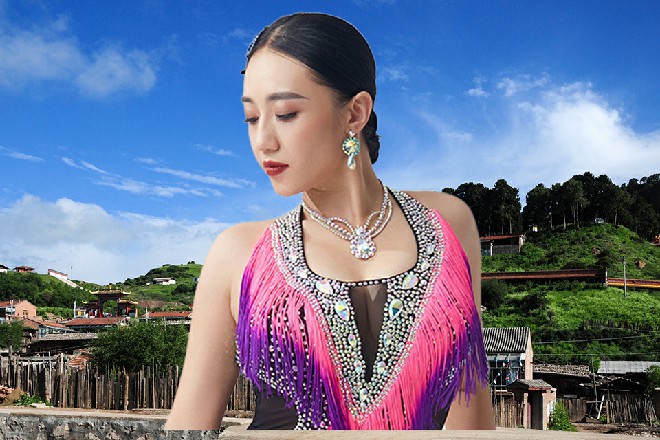 一生只塑造一个角色,就是这种坚守,让他成为了大家心目中,当之无愧的青帝。