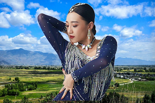 他深吸了口气,认真问道:“你们真的确定,要拍一部原汁原味,实打实的功夫片吗?