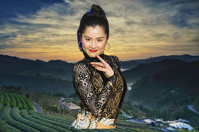 卜今点头,“所以张煌导演想到了一个办法,或者可以让施龙燕等反对者放下成见……