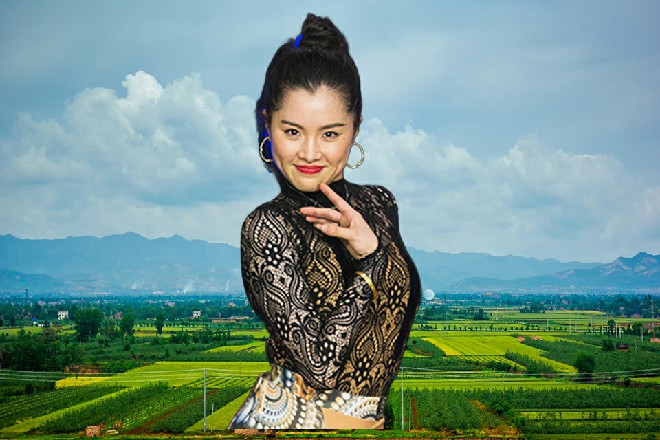 夏离颇不好意思,“但是我被人识出来,迫使他们改变了主意,打乱了他们的安排。