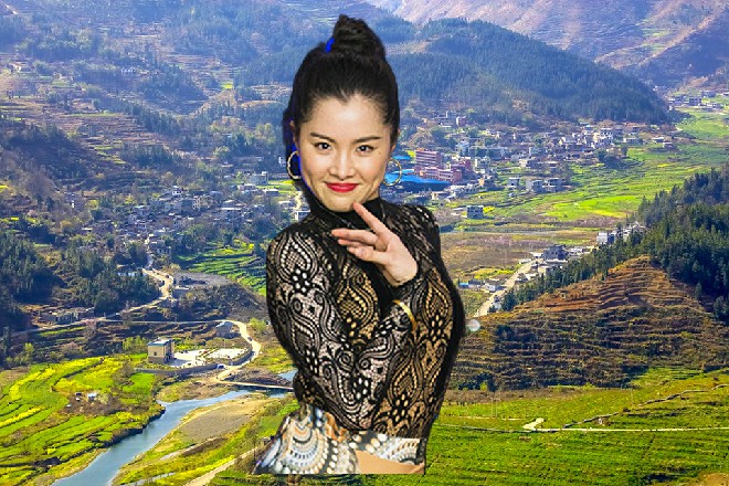 “据我所知,圈里有不少人,一年十几部戏。有时候,一个月在四五个剧组轮流转。