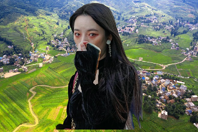 软功柔术三折眨了眨眼，忽然失笑，轻声道：“所以这个就是，红姐安排的惊喜？