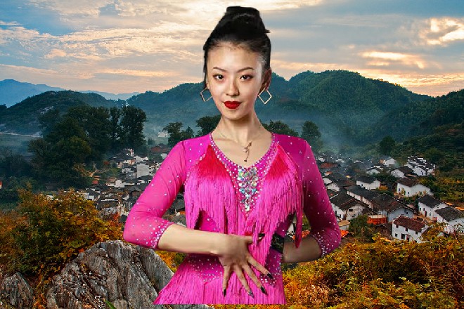 叶子衿心里倒是明白，“大家都不知道我是谁，你和青姐才是宣传的主力。