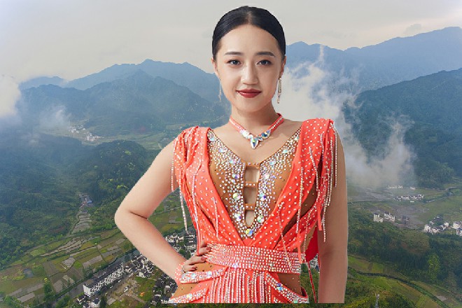 无数血淋淋的案例告诉他们，在这么危及的关头，粉丝越是跳得厉害，就越容易噬主。