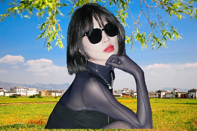 比如说,张博的出身,人生的轨迹,著书立传的事迹,这些绝对不允许有任何改动。