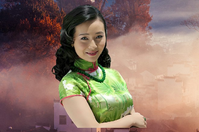 许青柠在伏案工作，听见了动静，她回眸一看，有几分欣喜，“你怎么来了？