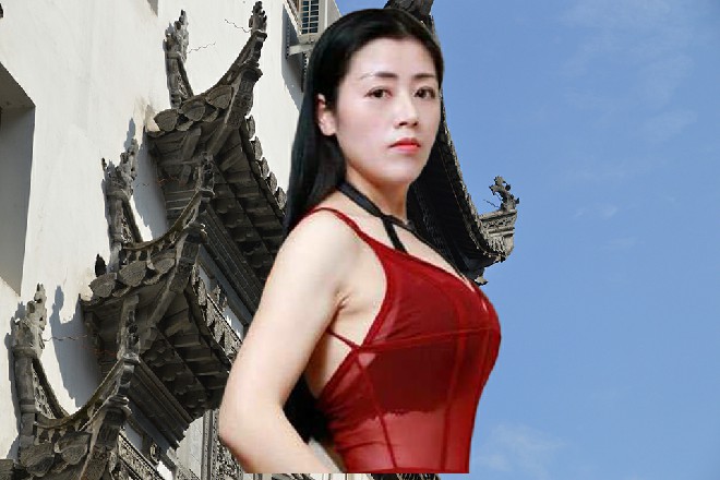 结果让他满意，各种惊险刺激的大场面，让一群观众心潮起伏，代入感很强烈。