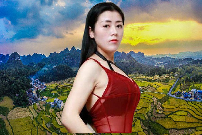 许青柠蹙眉,忍不住悄声问道:“他到底怎么了,在突然之间,情绪变得这么低落。