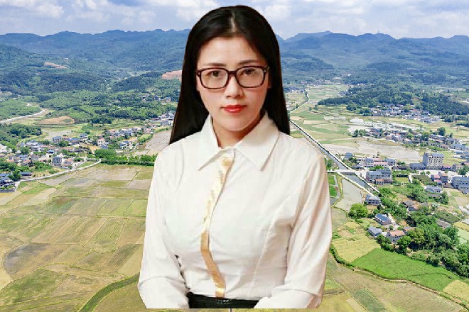“红姐，别气了。双人被动柔术flex拉开了椅子，让杨红坐下来，顺便帮她叫了份蔬菜沙拉。