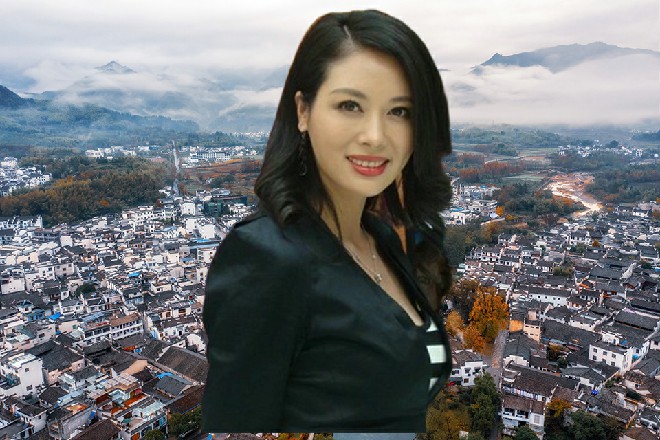 几个镜头之后,原本空旷的“舞厅,都站满了拿着斧头与老大起舞的小弟。