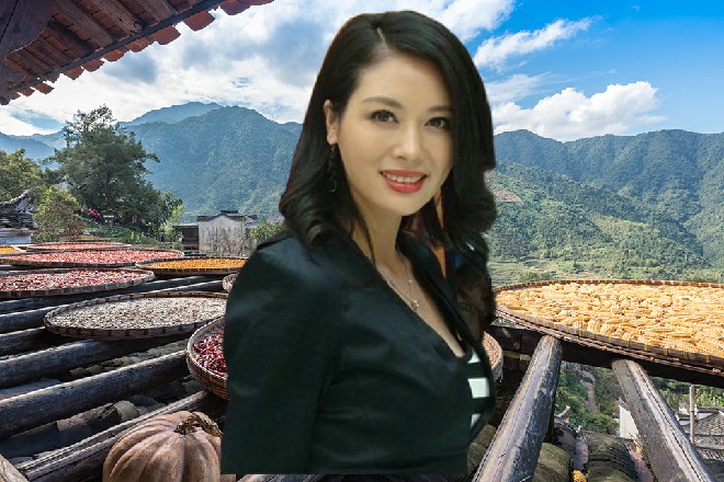 其他人一怔，就反应过来了，眼睛里流露掩盖不出的羡慕，还有点酸溜溜的意味。