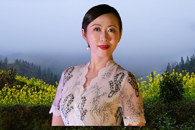 “总而言之，娱乐圈就是这样，各种矛盾、纷争，隐藏在暗处，不会告诉大家的。