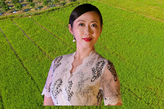 一番打听之后,他才发现原来所谓的恶龙,只不过是又馋又懒,又胆小又怕事的幼龙。