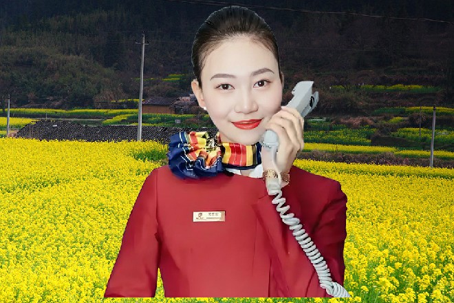 虞妲走来,挽着黎姝的手臂,笑容妩媚,“这地方,呆着没意思,我们回去泡温泉!
